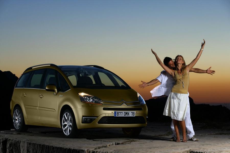  Citroen C4 Grand Picasso 2007 года  (фото 9 из 133)